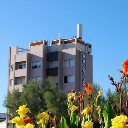 Hotel Bristol Pesaro Eksteriør billede