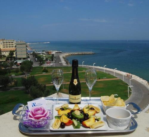 Hotel Bristol Pesaro Eksteriør billede