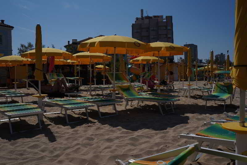 Hotel Bristol Pesaro Eksteriør billede