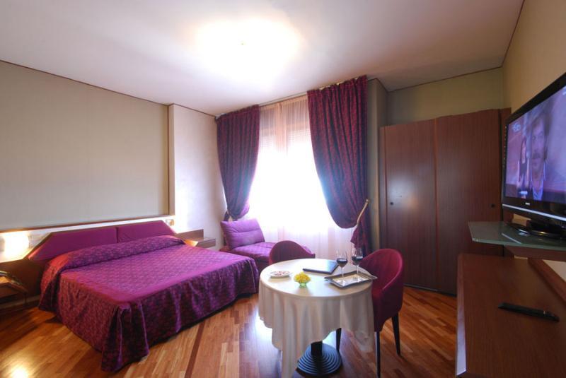 Hotel Bristol Pesaro Eksteriør billede