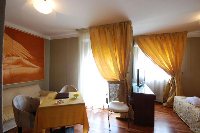 Hotel Bristol Pesaro Eksteriør billede